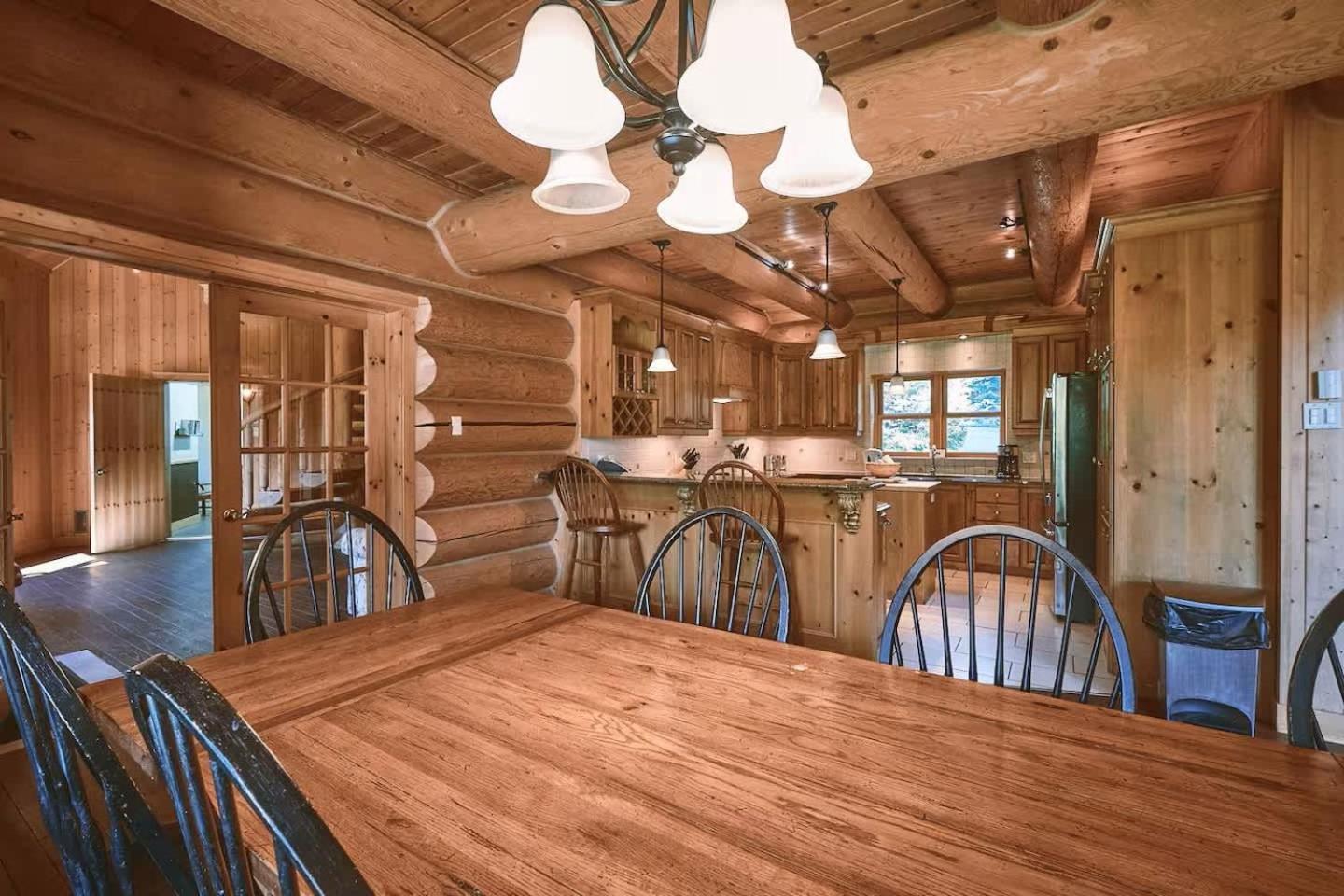 Executive Plus 44 - Majestic Log Chalet With Hot Tub Sauna Heated Pool And Close To Activities Mille-Isles Luaran gambar